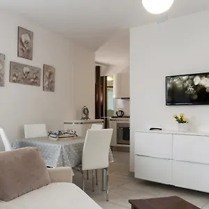  Apartment Fenix Italy